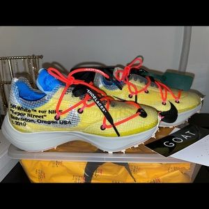 Off-White Wmns Vapor Street Tour Yellow sneakers